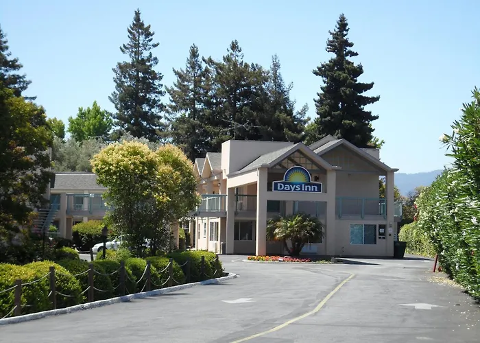 Days Inn By Wyndham Redwood City